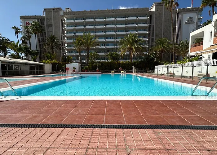 Апартаменты Top-apartment In Danubio, 4 Etage, Poolblick Und Seitlicher Meerblick, Wohnzimmer Und 1 Schlafzimmer, Im Herzen Von , Gran Canaria Плайя-дель-Инглес